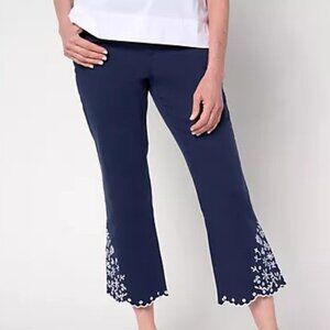 Belle by Kim Gravel Petite TripleLuxe Twill Eyelet Cropped Jean